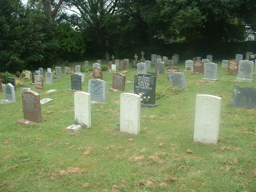Commonwealth War Graves Kingsbridge Cemetery