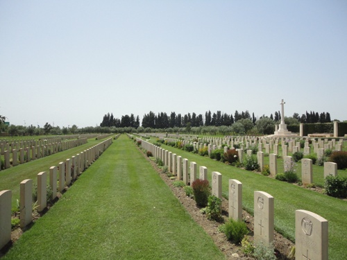 Commonwealth War Cemetery Catania