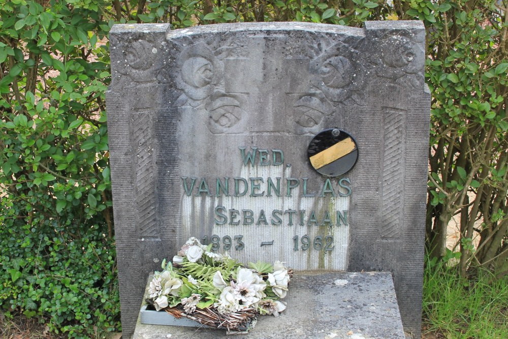 Belgian Graves Veterans Sint-Genesius-Rode