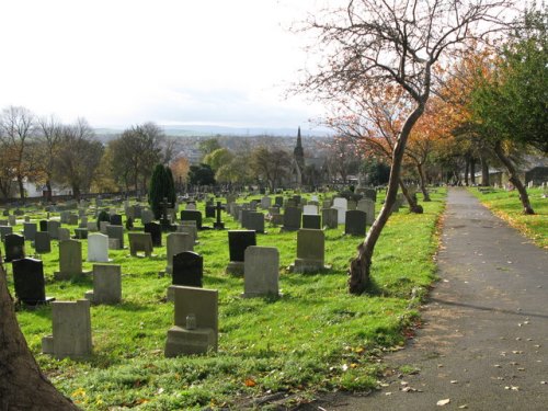 Commonwealth War Graves Heckmondwike Cemetery