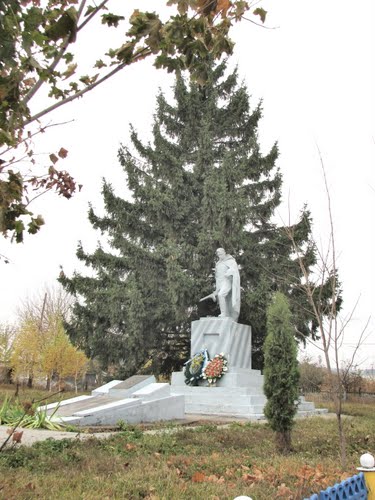 Mass Grave soviet Soldiers Shatava