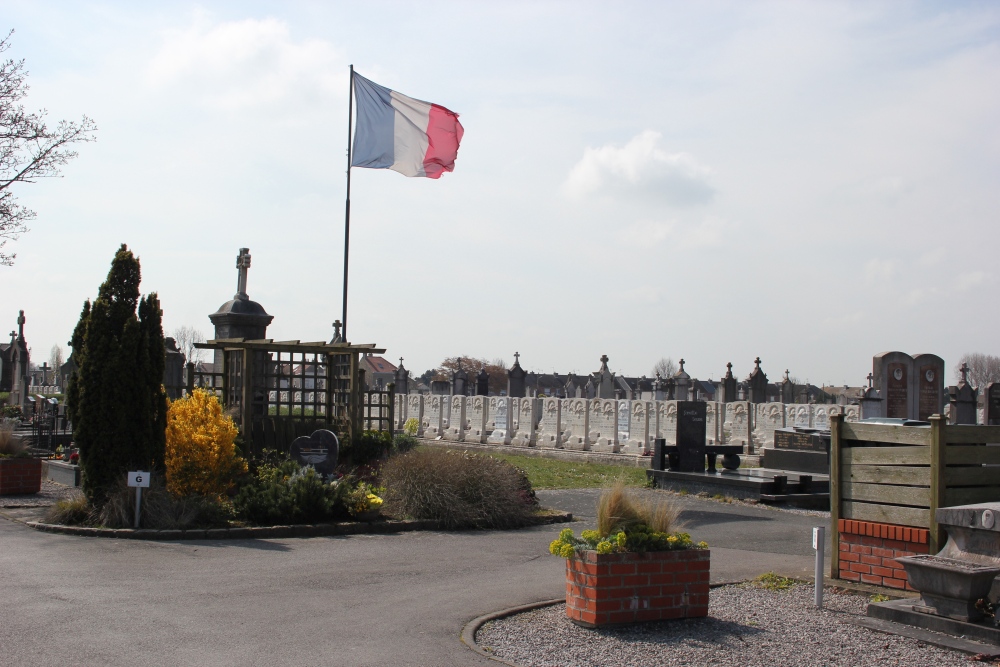 Franse Oorlogsgraven Zuidelijke Begraafplaats Calais