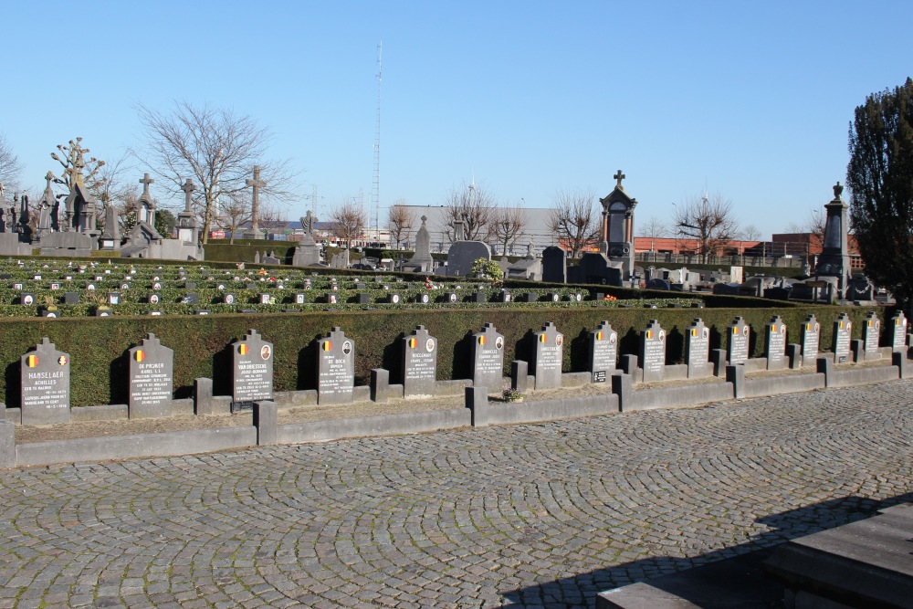 Belgische Oorlogsgraven Zele