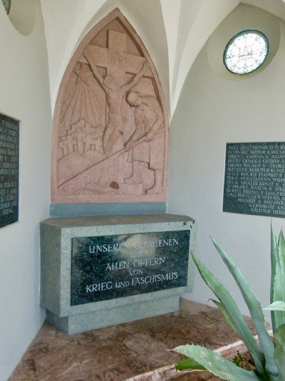 Oorlogsmonument St. Joseph Kirche Kennelbach #3