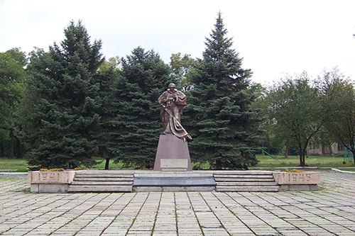 Mass Grave Soviet Soldiers Yasinuvata