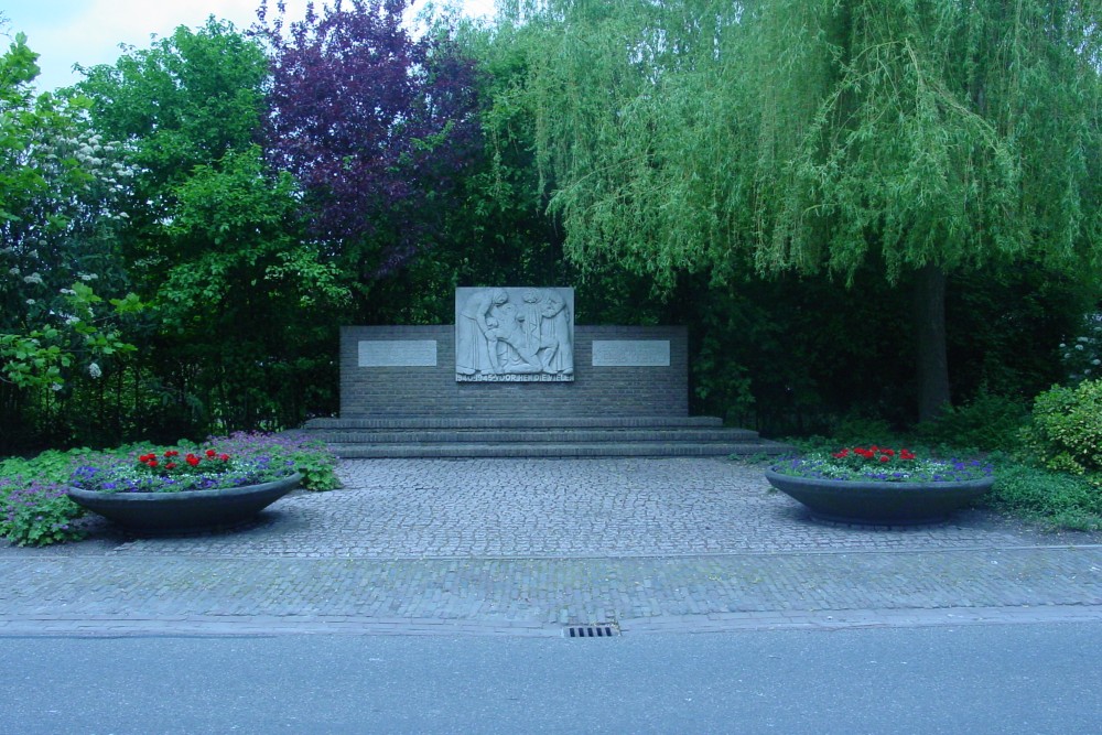 War Memorial Dreumel