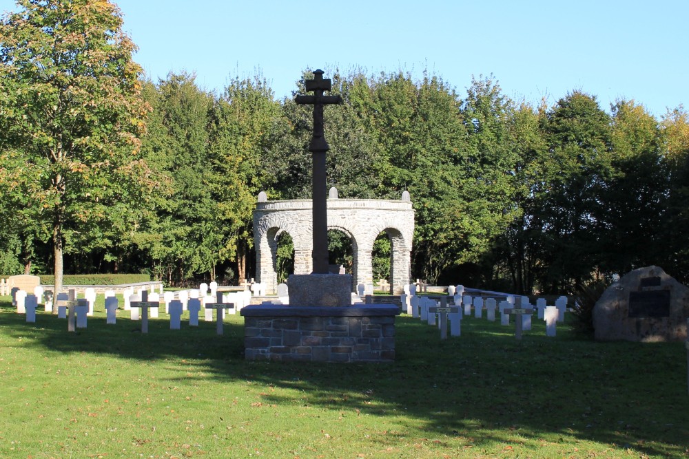 Bretoens Kruisbeeld Frans-Duitse Oorlogsbegraafplaats Maissin