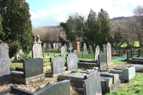 Commonwealth War Grave Gosen Calvinistic Methodist Chapelyard