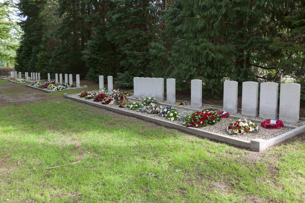 Commonwealth War Graves General Cemetery Moscowa Arnhem