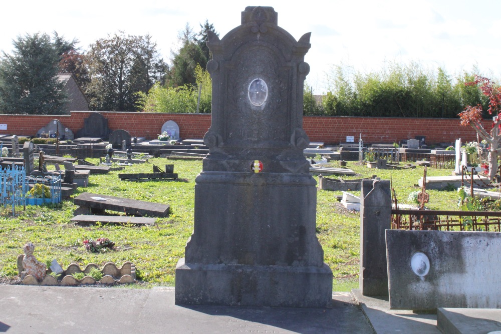 Belgian War Graves Bracquegnies