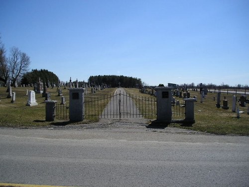Oorlogsgraven van het Gemenebest Vanklees Hill Roman Catholic Cemetery