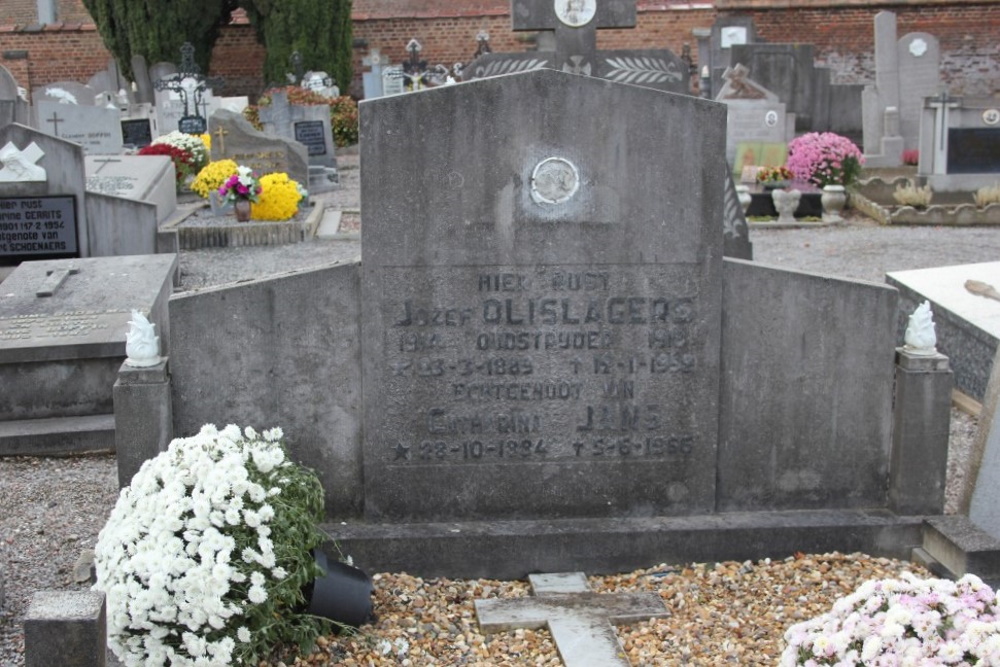 Belgian Graves Veterans Borgloon