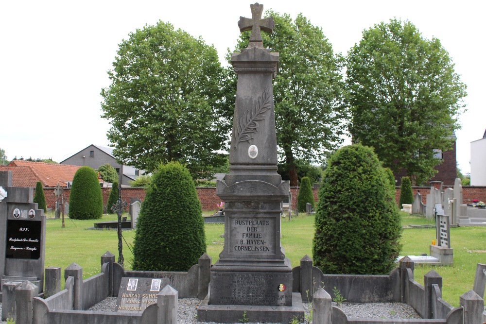 Belgische Oorlogsgraven Diepenbeek