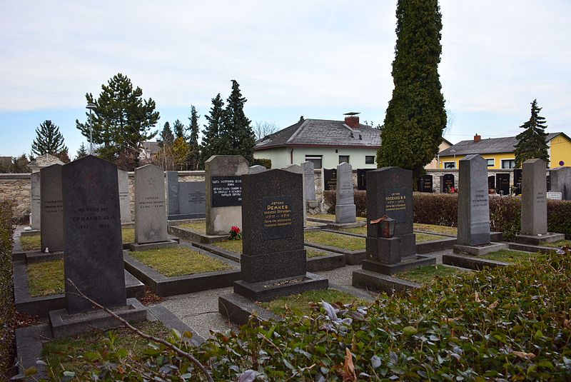 Sovjet Oorlogsgraven Bruck an der Leitha