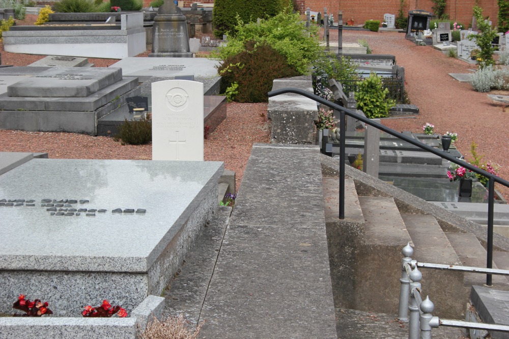 Commonwealth War Grave Bousval