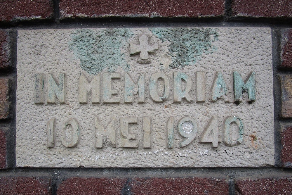 Herinneringssteen 10 mei 1940 Putselaan Rotterdam