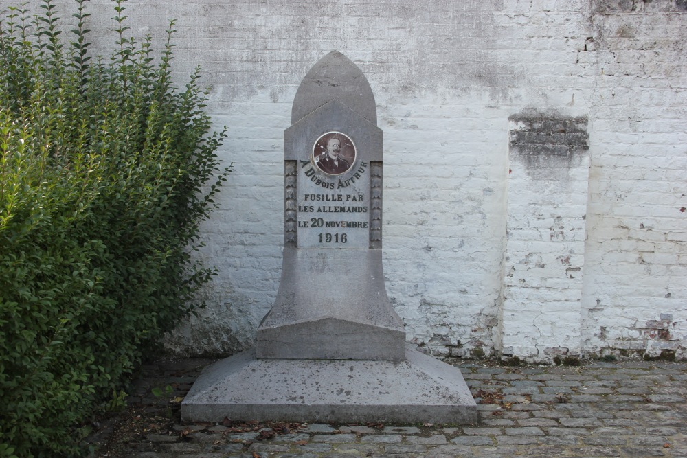 Monument Arthur Dubois