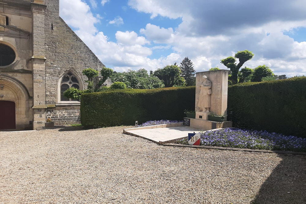 War Memorial Chzy-sur-Marne #2