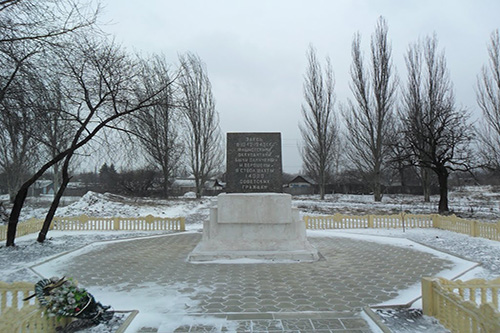 Monument Massamoord 1942-1943