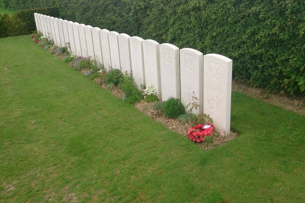 Commonwealth War Graves Ors #3