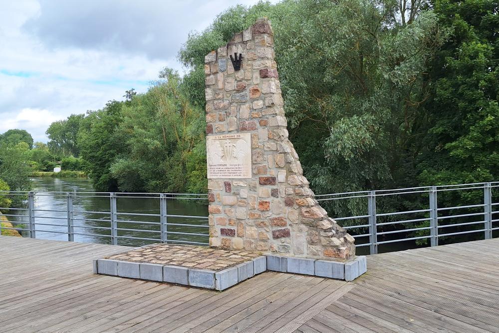 Memorial Pont des Cygnes Amiens #1